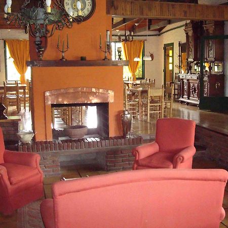 Апарт готель "La Loma" - Vieja Casona Ель-Калафате Екстер'єр фото